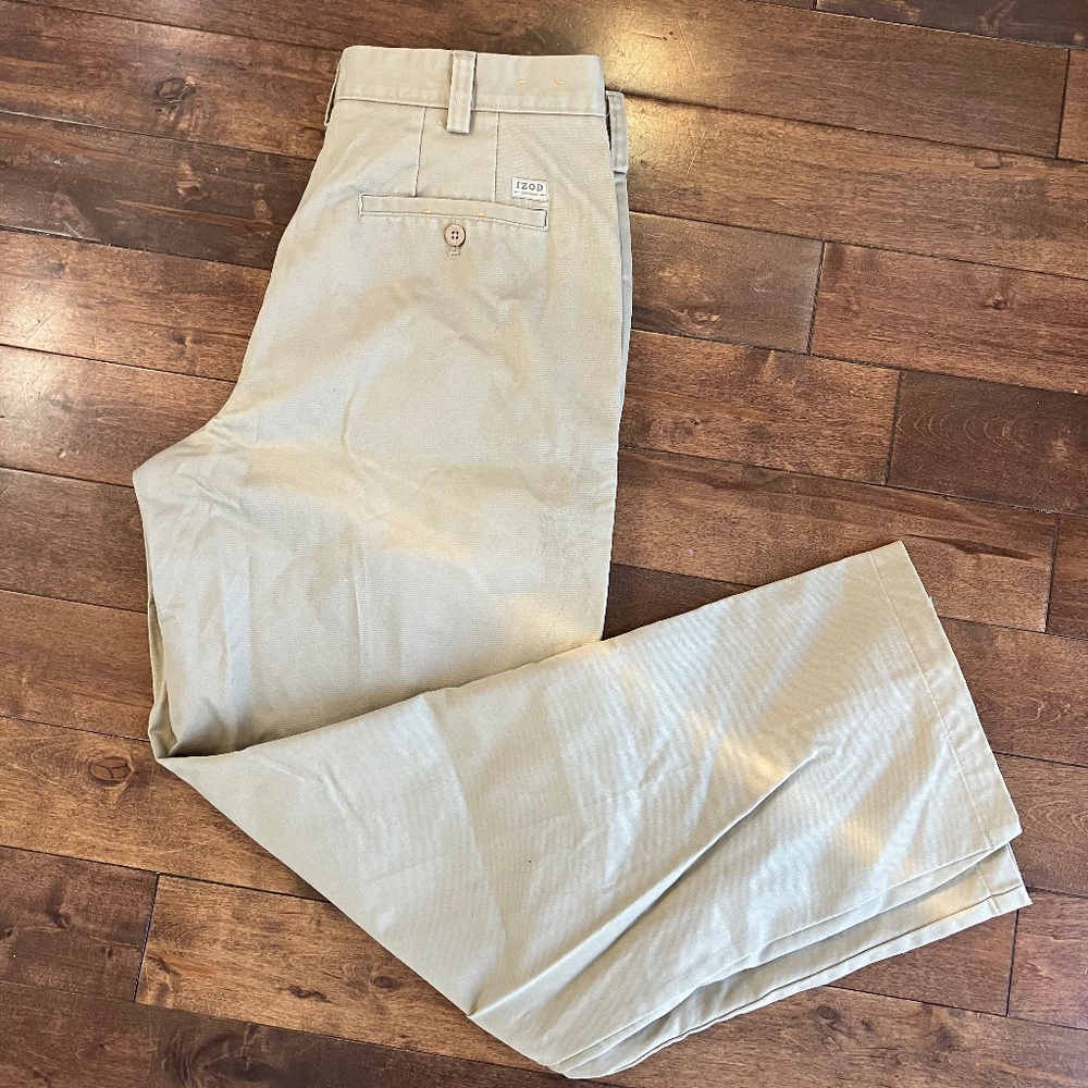 Men’s Izod Chino Pants - NWOT